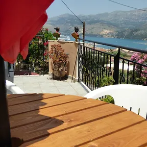 https://anna-apartments.kefaloniahotels.net